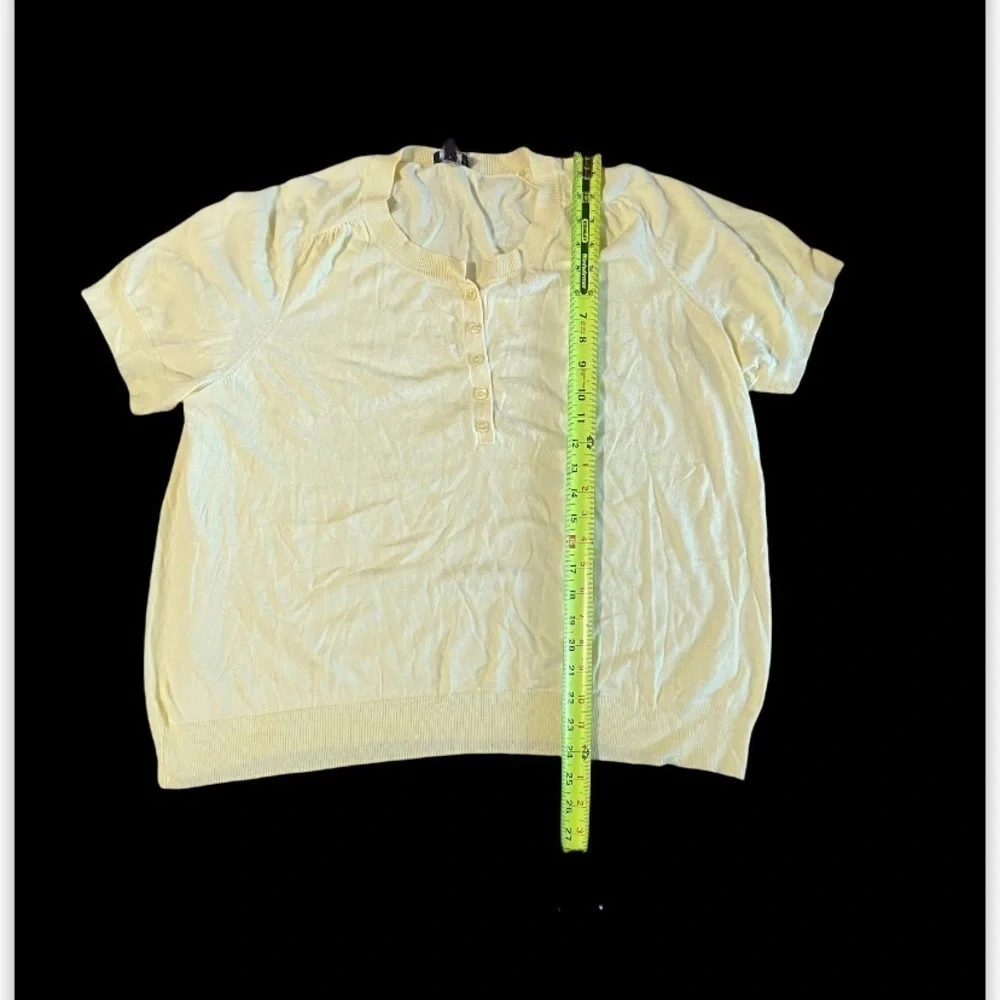 Talbots Plus Size 2X Yellow Short Sleeve Summer Sweater Button Accents